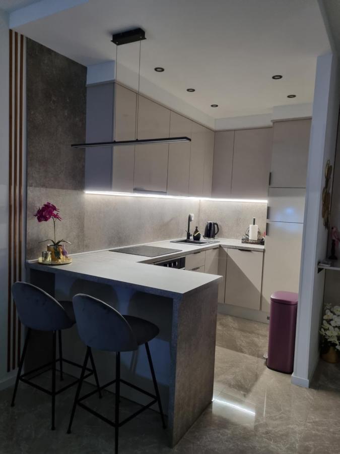 Apartment "50 Shades" With Balcony And Free Parking In The Garage ザダル エクステリア 写真